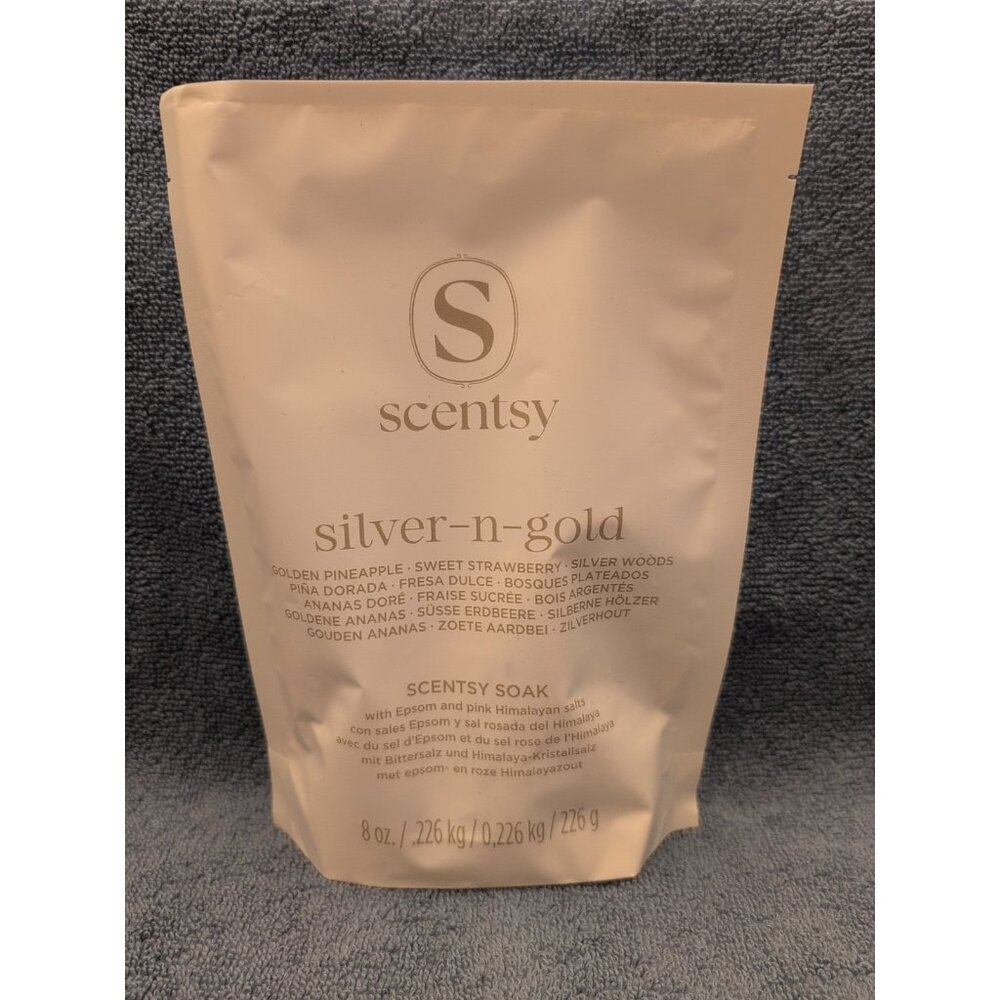 Scentsy Silver N Gold Body Soak 8oz Sealed New Bath Epsom Pink Himalayan Salt